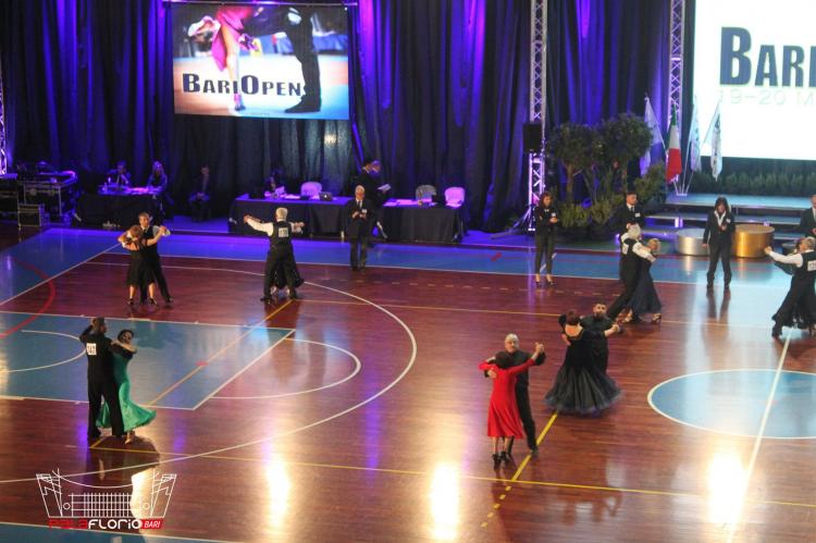 Il mondo balla al Palaflorio con il Bari Open di Danza Sportiva